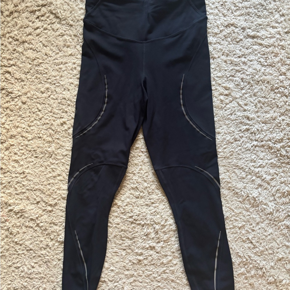 Black lululemon leggings - Base Pace HR Tight 25" *Reflective BLK 6